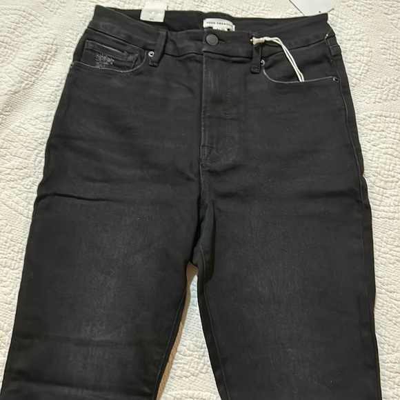 Good American Good Waist Crop. NWT. 8/29 - Picture 8 of 9